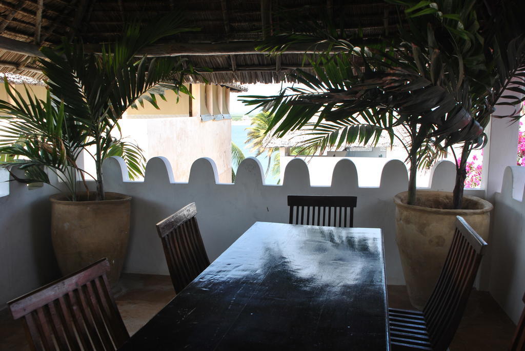 Shella White House Bed & Breakfast Lamu Exterior photo